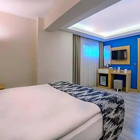 Downtown Sirkeci Hotel 3*