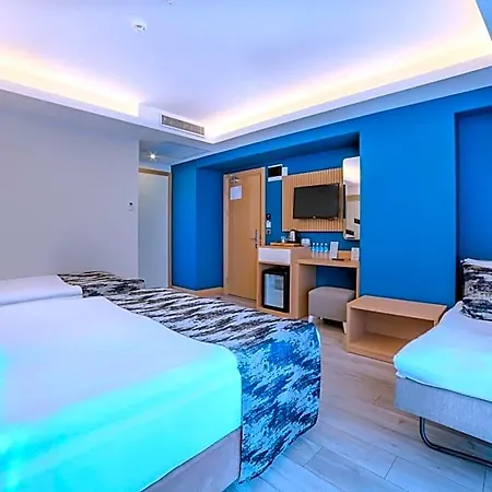 Hotel Downtown Sirkeci 3*