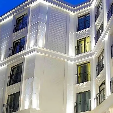Downtown Sirkeci 3*
